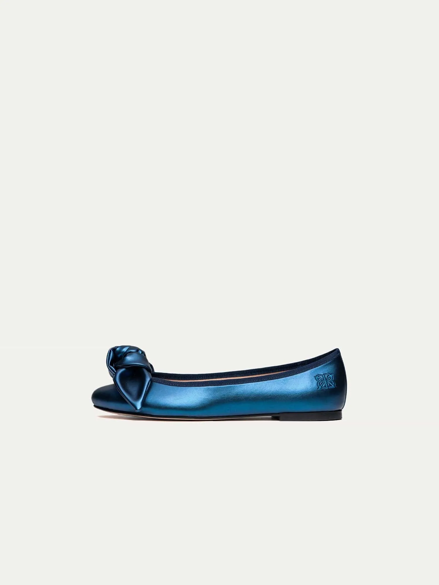 9:30am Hearing in Court Vegan Leather Bow Flats | Electric Blue
