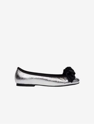 9:30am Hearing in Court Vegan Pi?atex Bow Flats | Silver