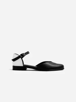 Alexa Women's Desserto? Cactus Leather Vegan Ballerina Pumps | Black & White