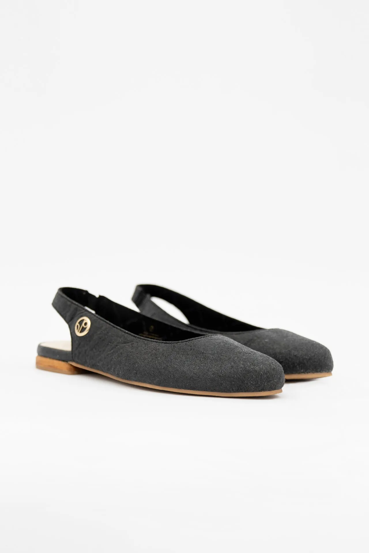 Cannes Pi?atex? Vegan Leather Sling Back Flats | Charcoal