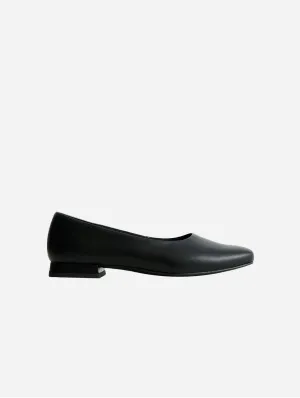 Diana Women's Vegea? Grape Leather Vegan Square Toe Pumps | Black