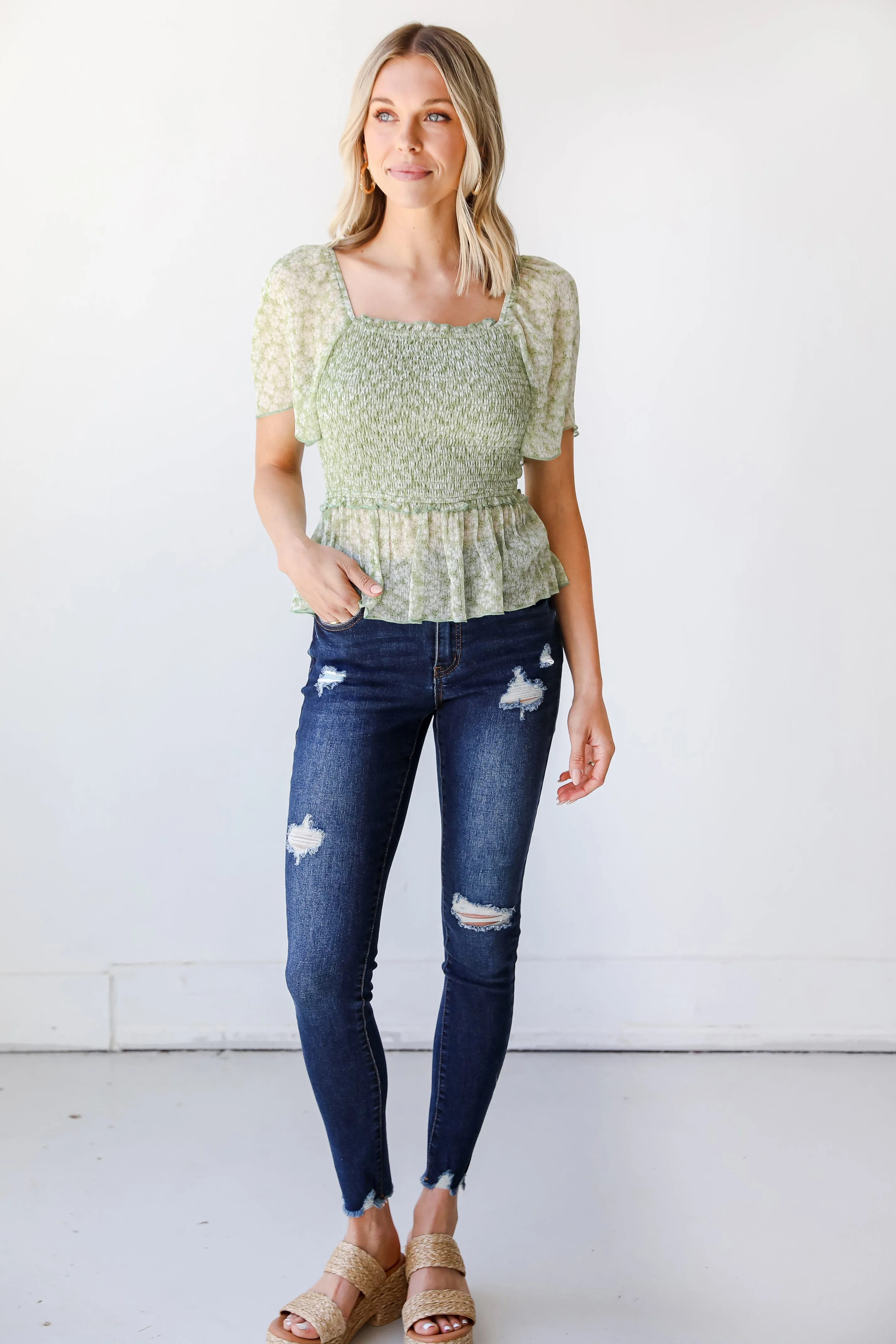 FINAL SALE - Bethany Distressed Skinny Jeans