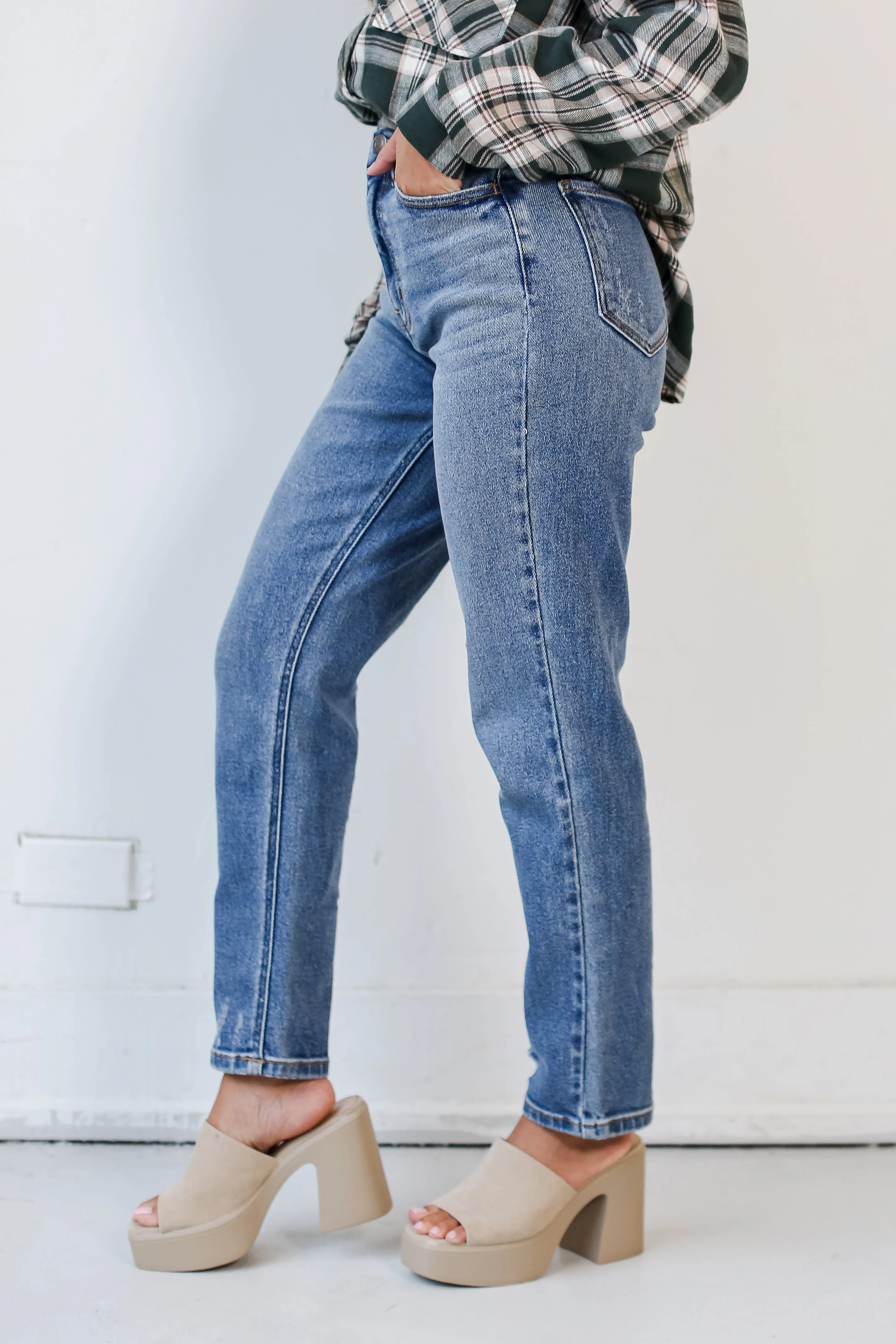 FINAL SALE - Confidently Stylish Mom Jeans