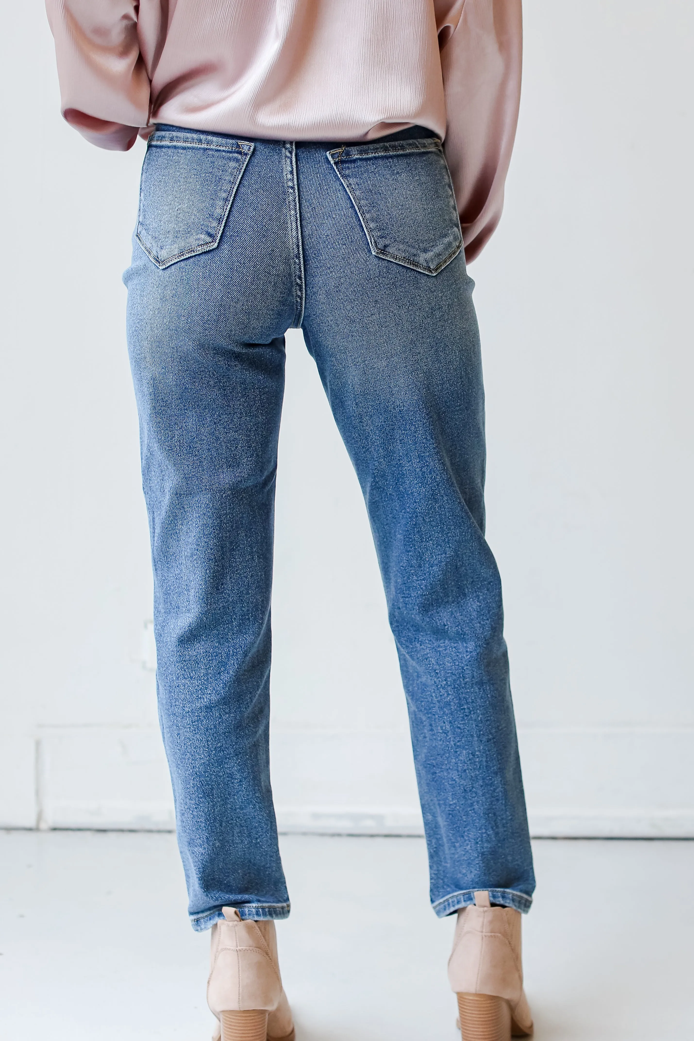 FINAL SALE - Cool Composure Medium Wash Mom Jeans