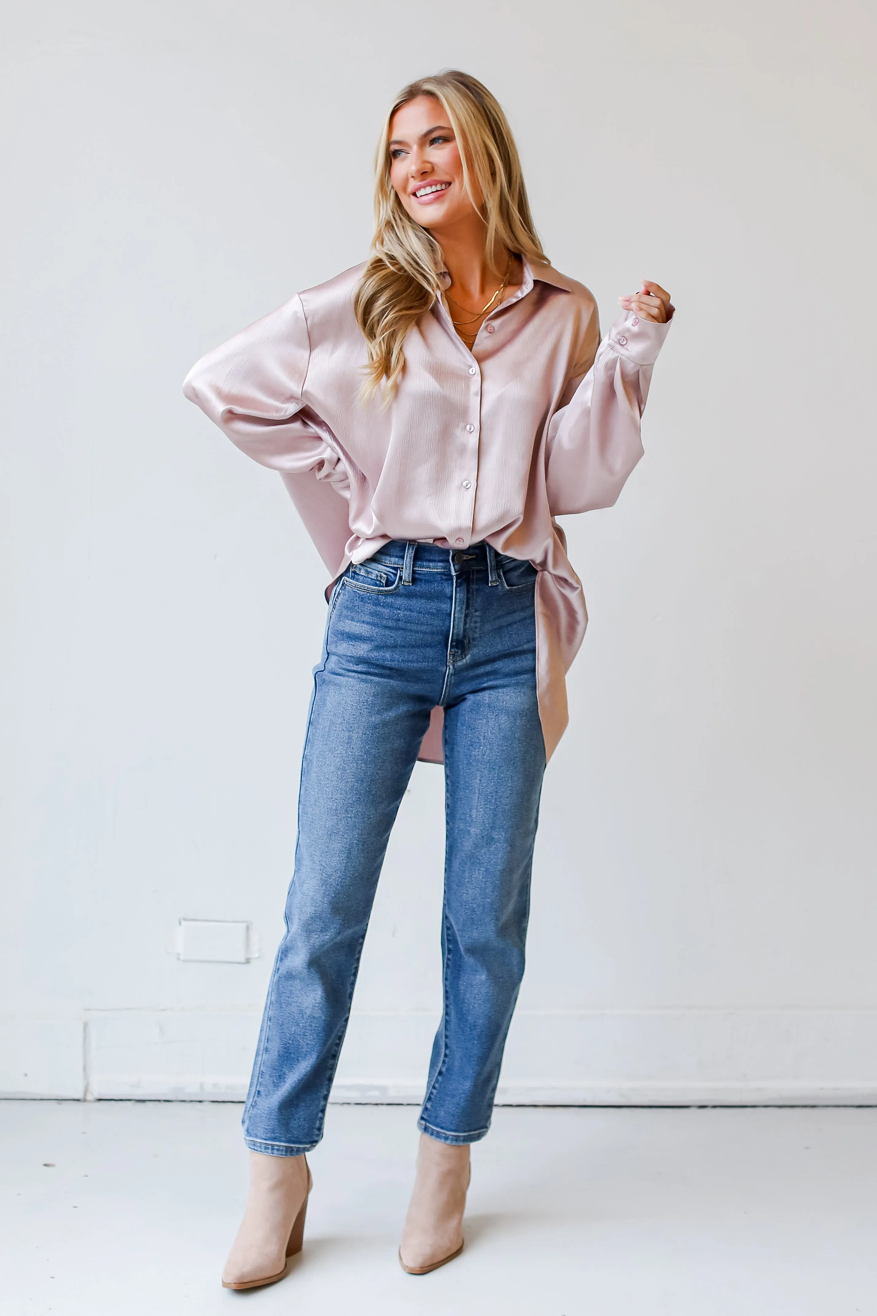 FINAL SALE - Cool Composure Medium Wash Mom Jeans