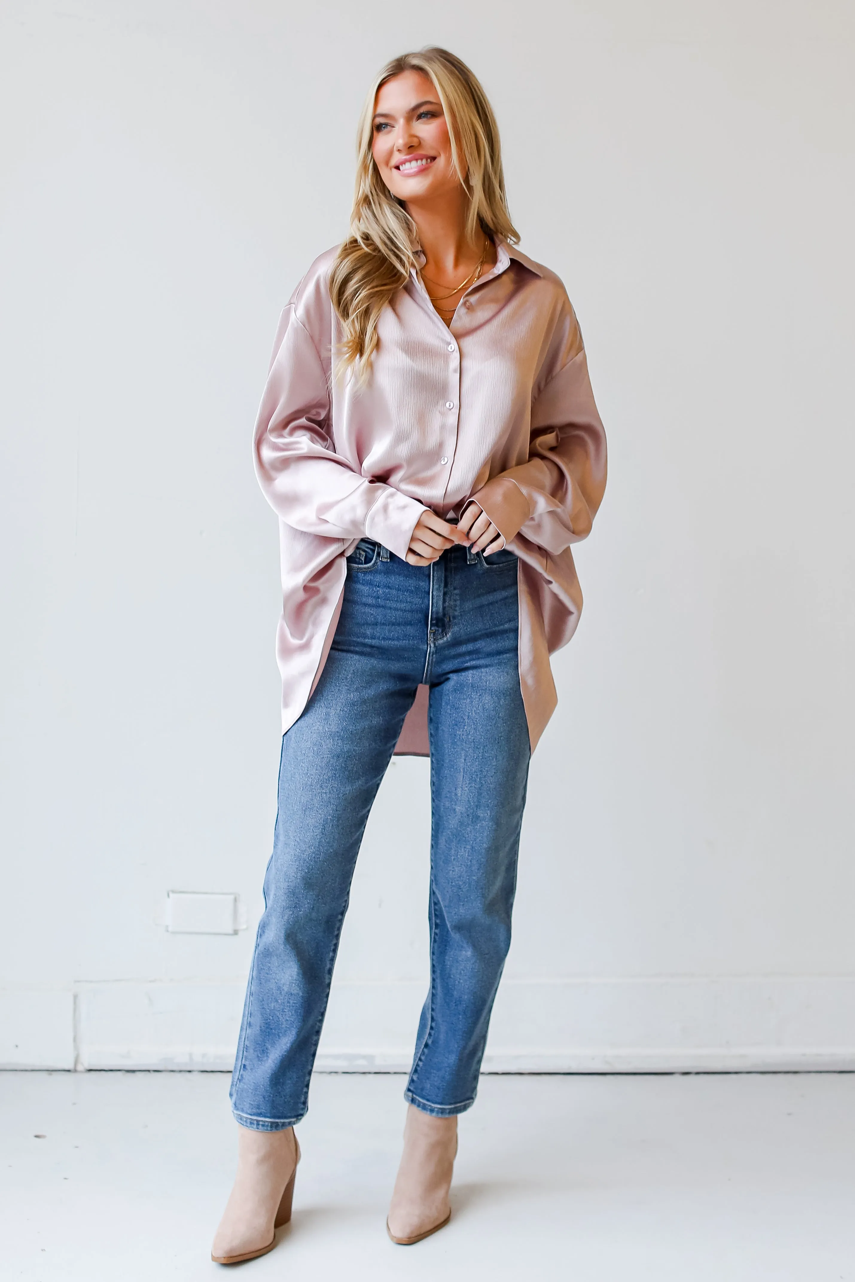 FINAL SALE - Cool Composure Medium Wash Mom Jeans