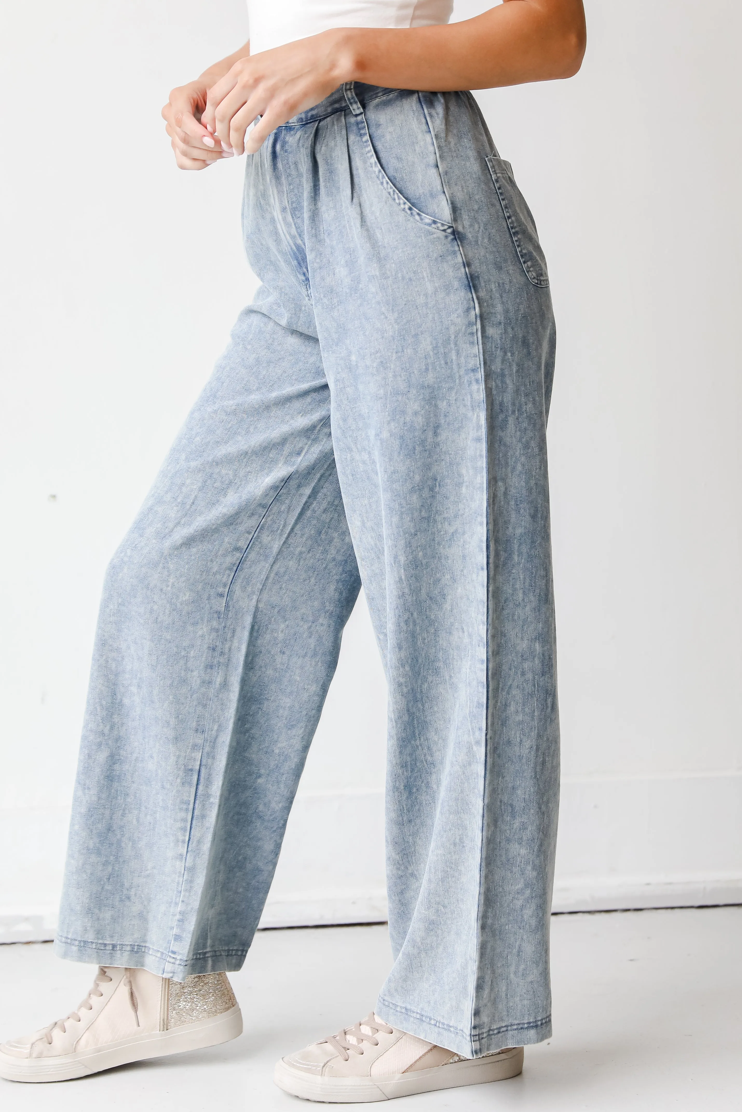 FINAL SALE - For The Frill Of It Wide Leg Jeans