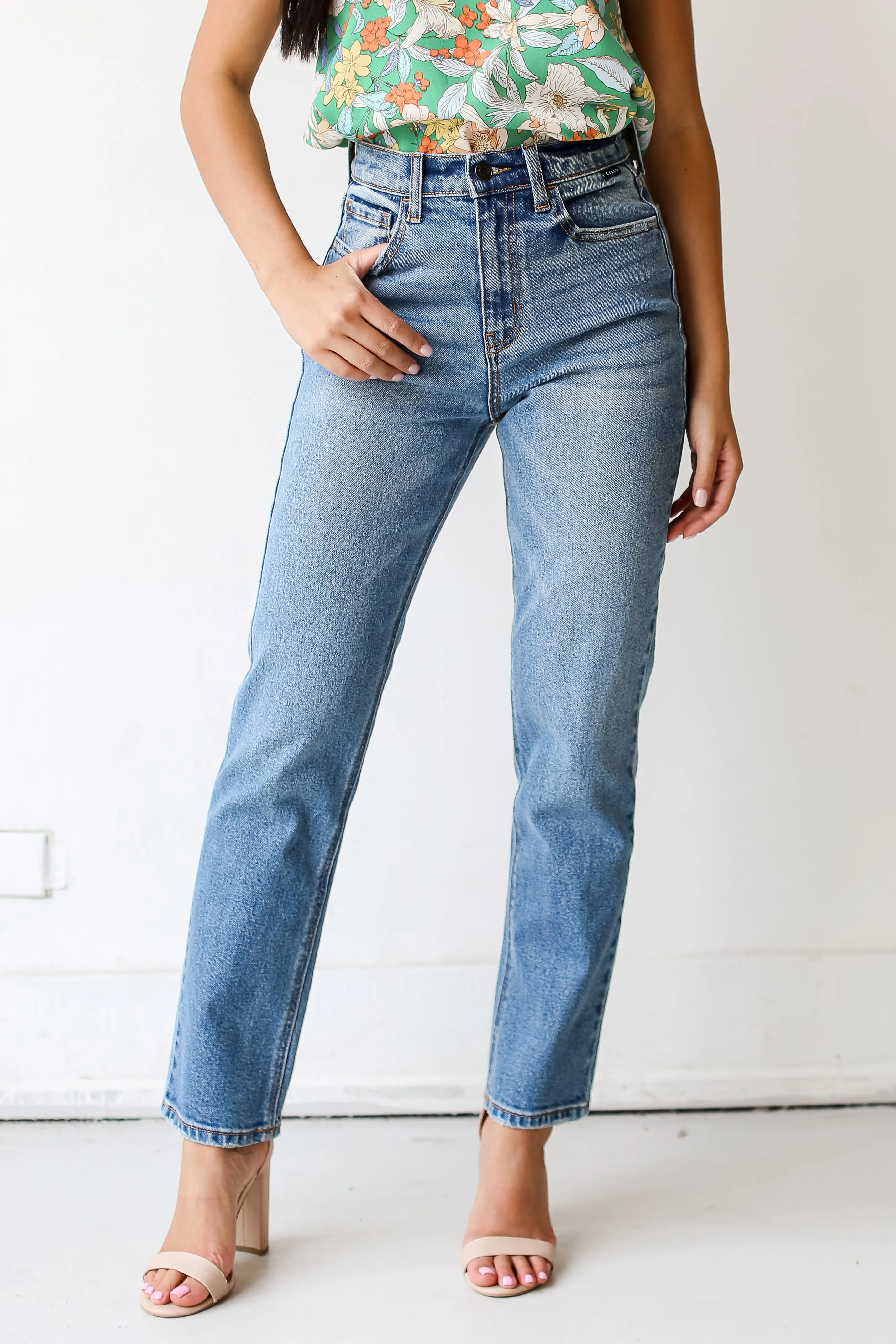 FINAL SALE - Go-Getter Straight Leg Jeans