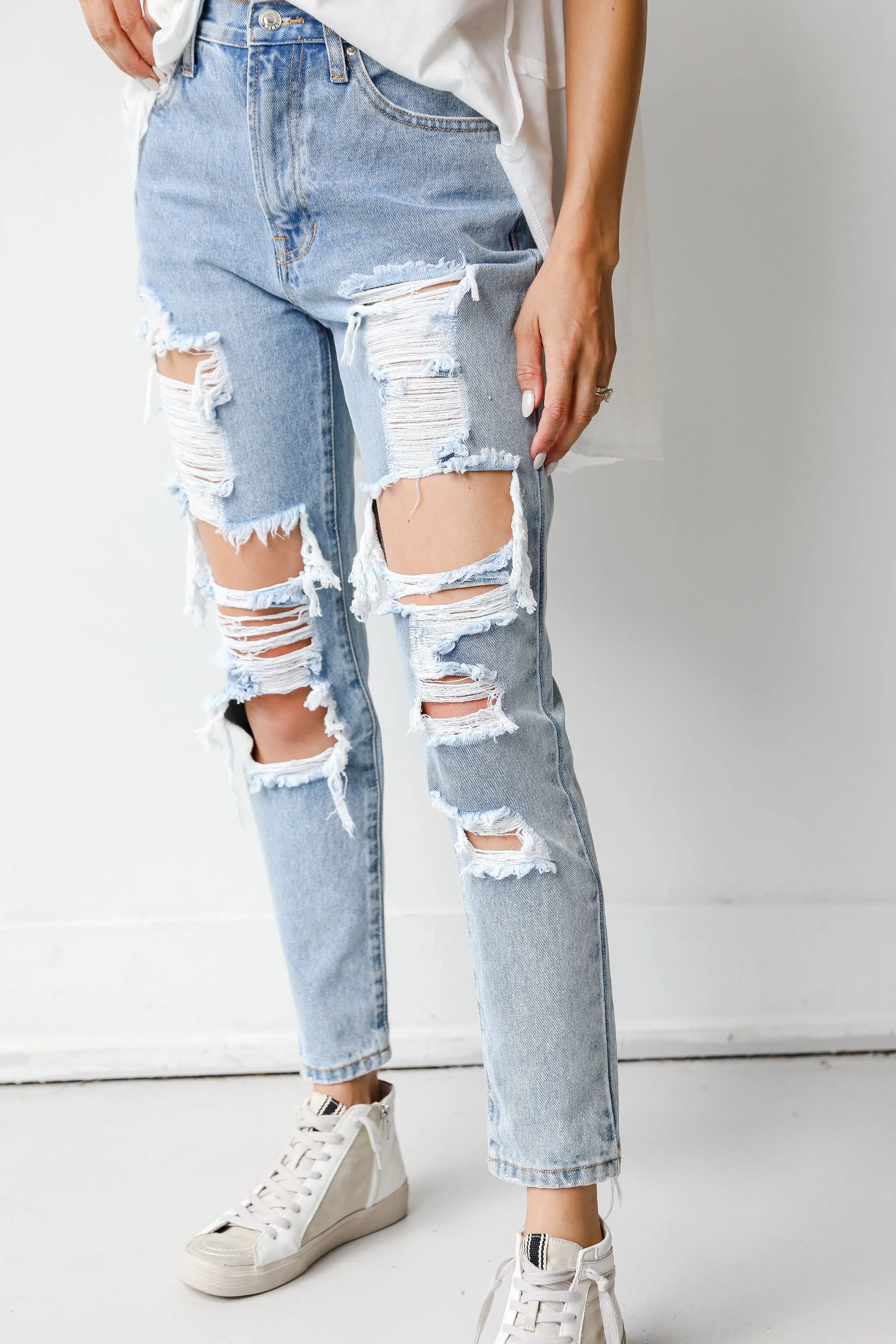 FINAL SALE - Only The Best Distressed Mom Jeans