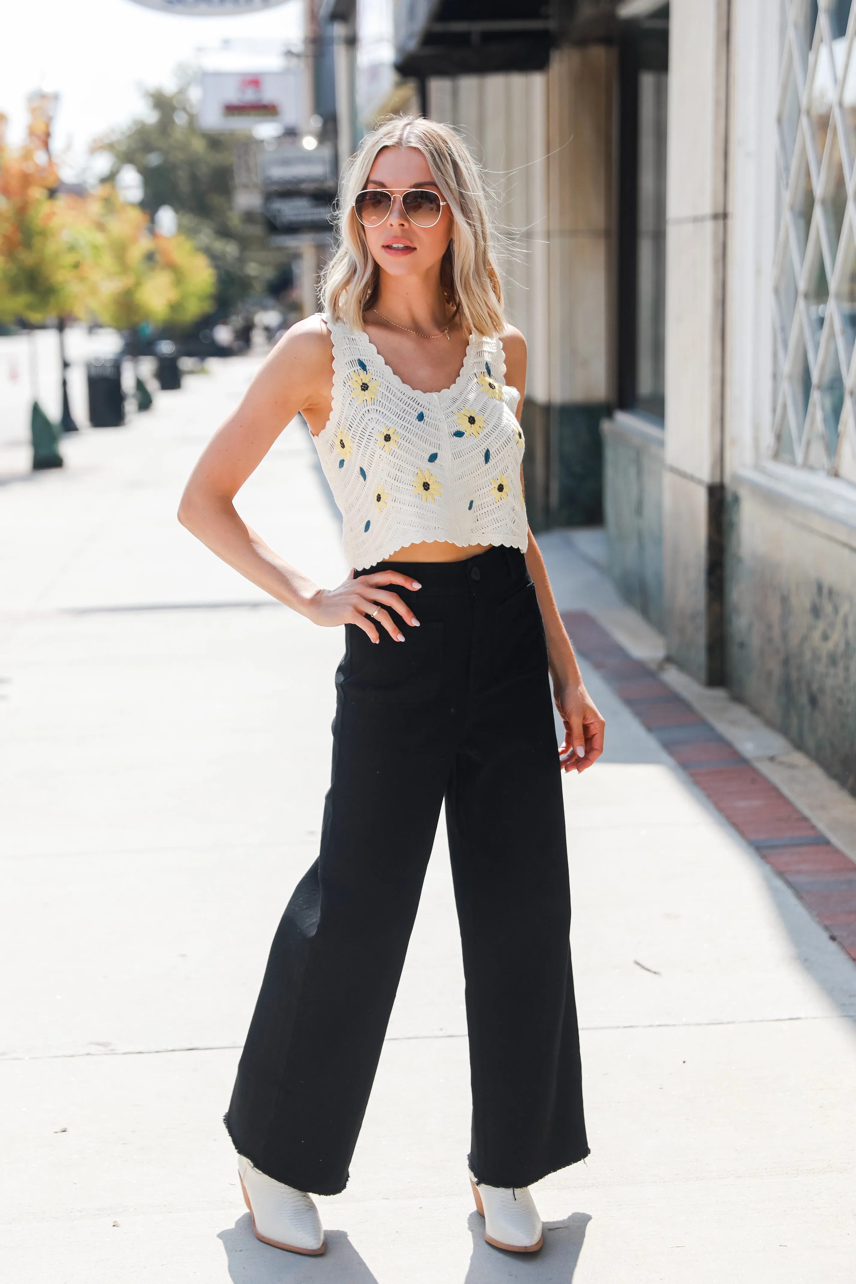 FINAL SALE - Seasonal Charm Wide Leg Jeans