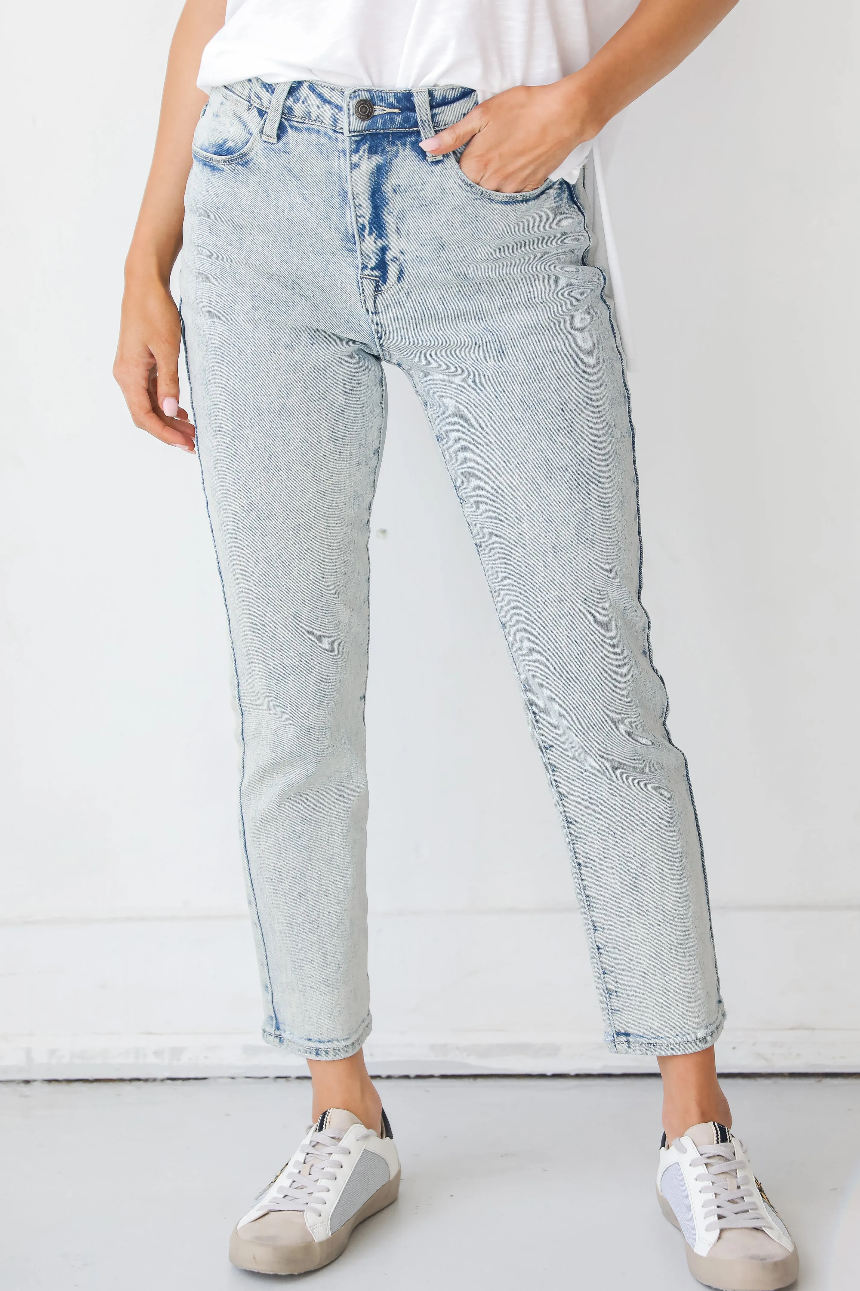 FINAL SALE - Straight Up Acid Washed Jeans
