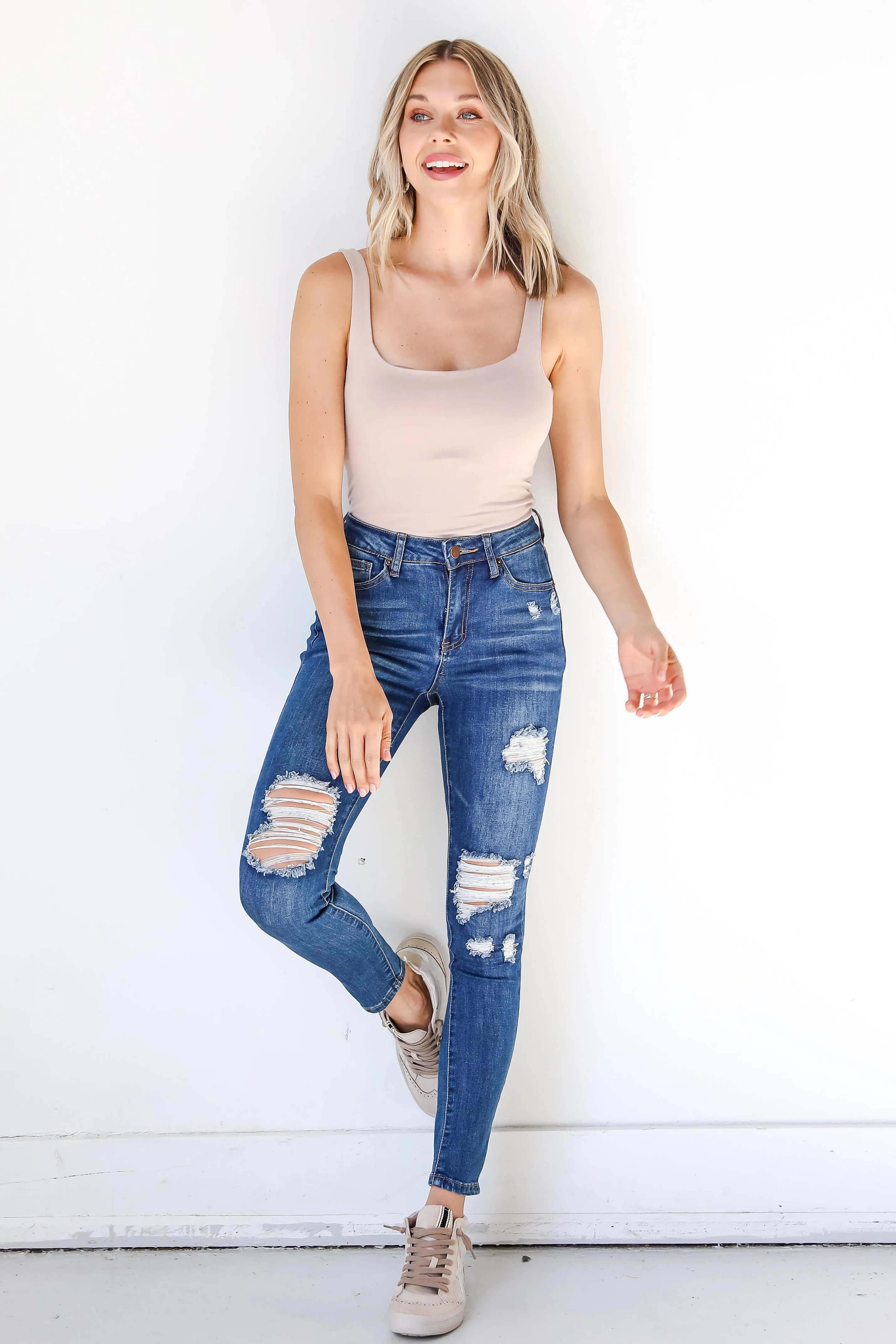 FINAL SALE - Total Mood Distressed Skinny Jeans