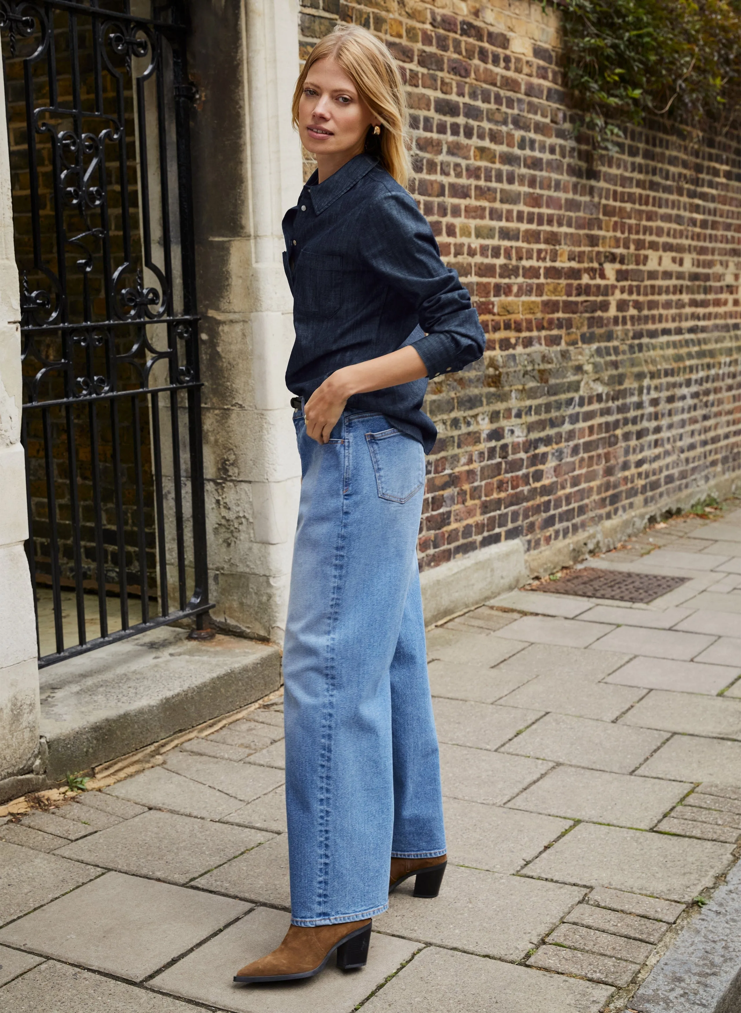 Hattie Organic Denim Shirt | Dark Indigo