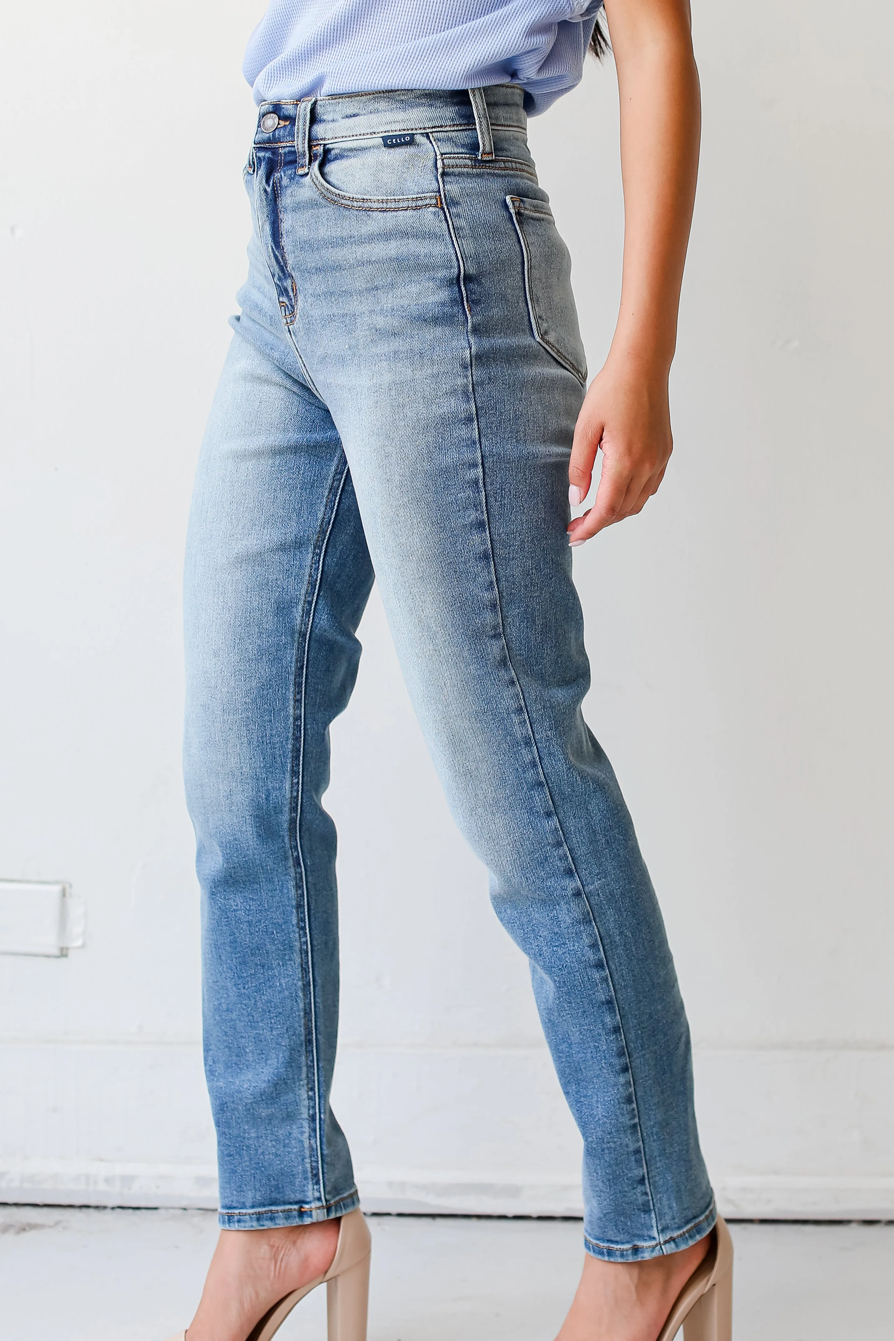 Latest Trend Mom Jeans