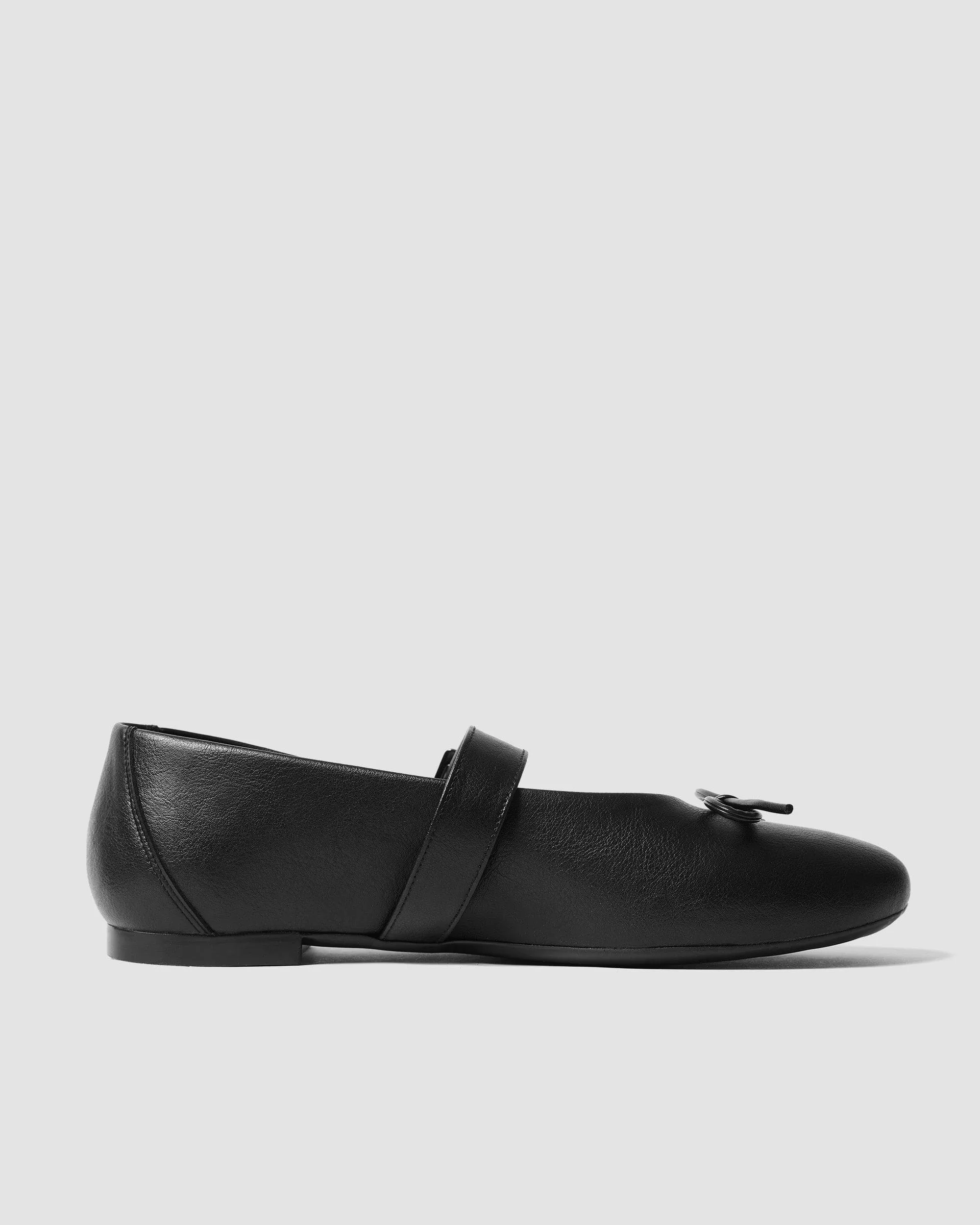 Mara Women's Vegea? Grape Leather Bow Pumps | Black