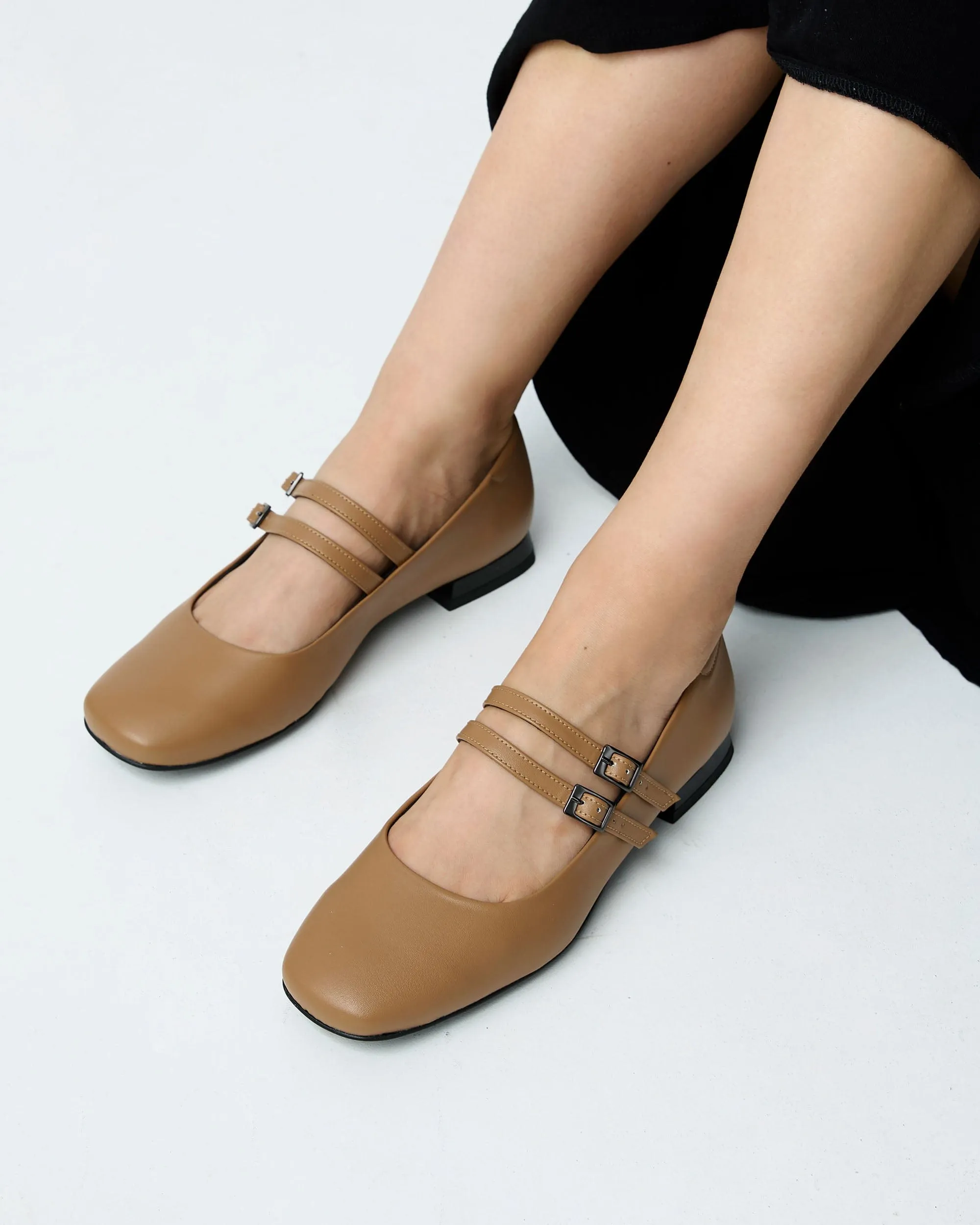 Mary Jane Women's Vegea? Grape Leather Vegan Pumps | Caramel