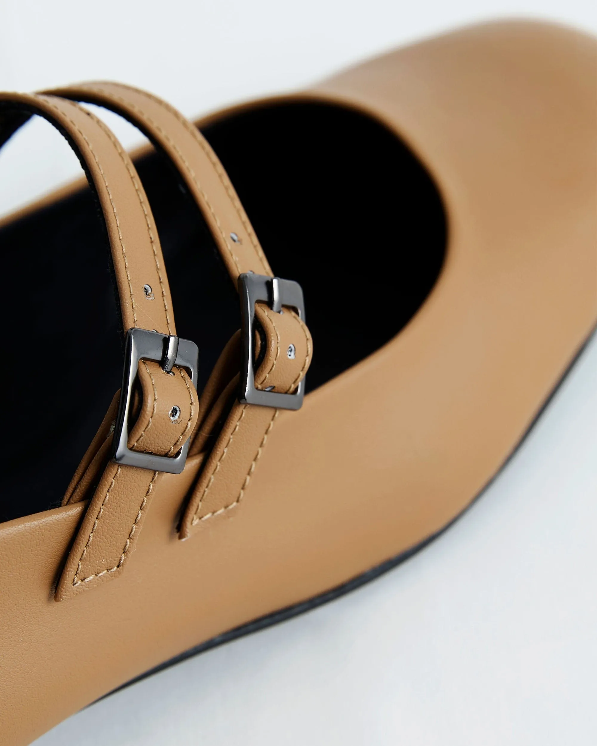 Mary Jane Women's Vegea? Grape Leather Vegan Pumps | Caramel