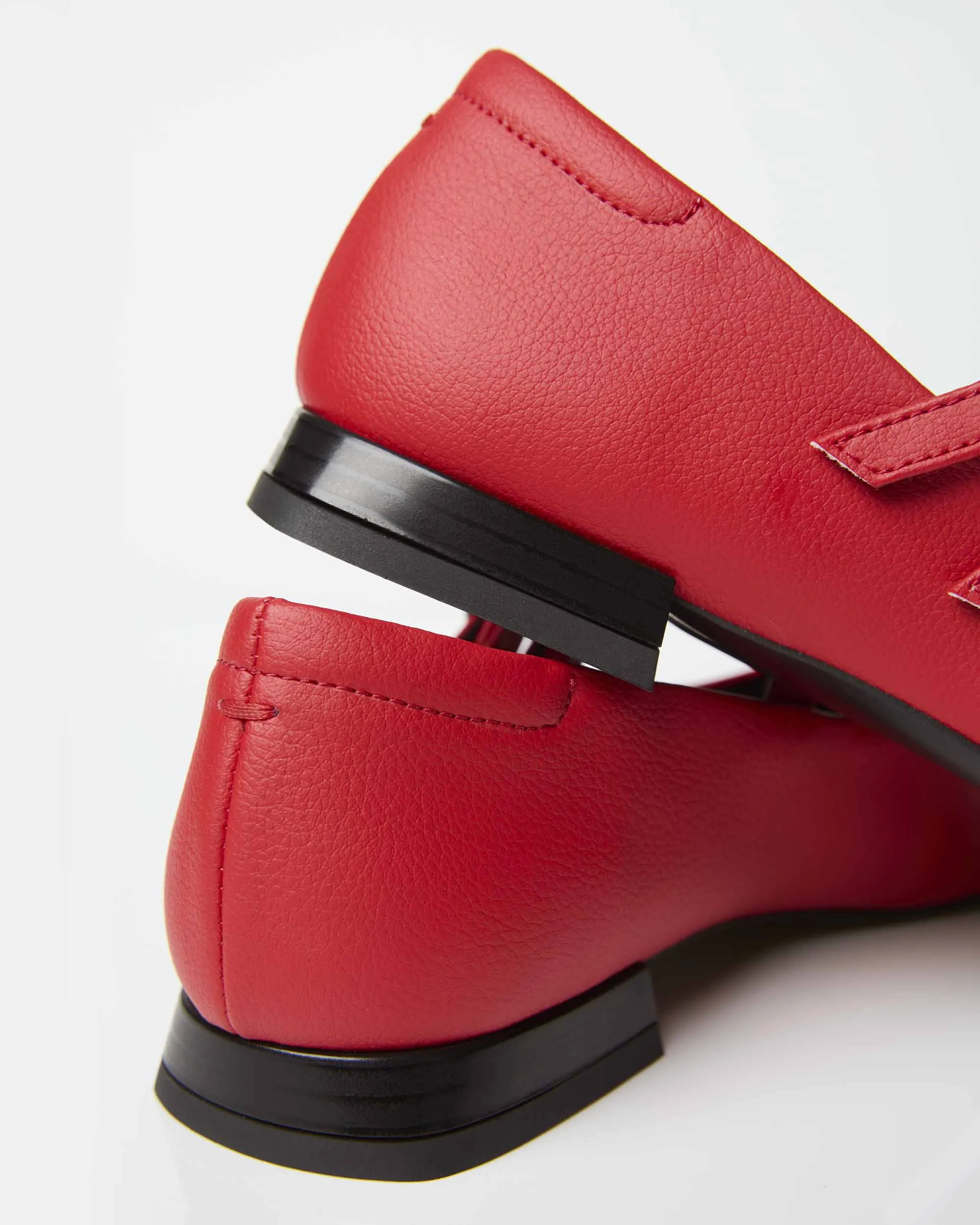 Mary Jane Women's Vegea? Grape Leather Vegan Pumps | Strawberry