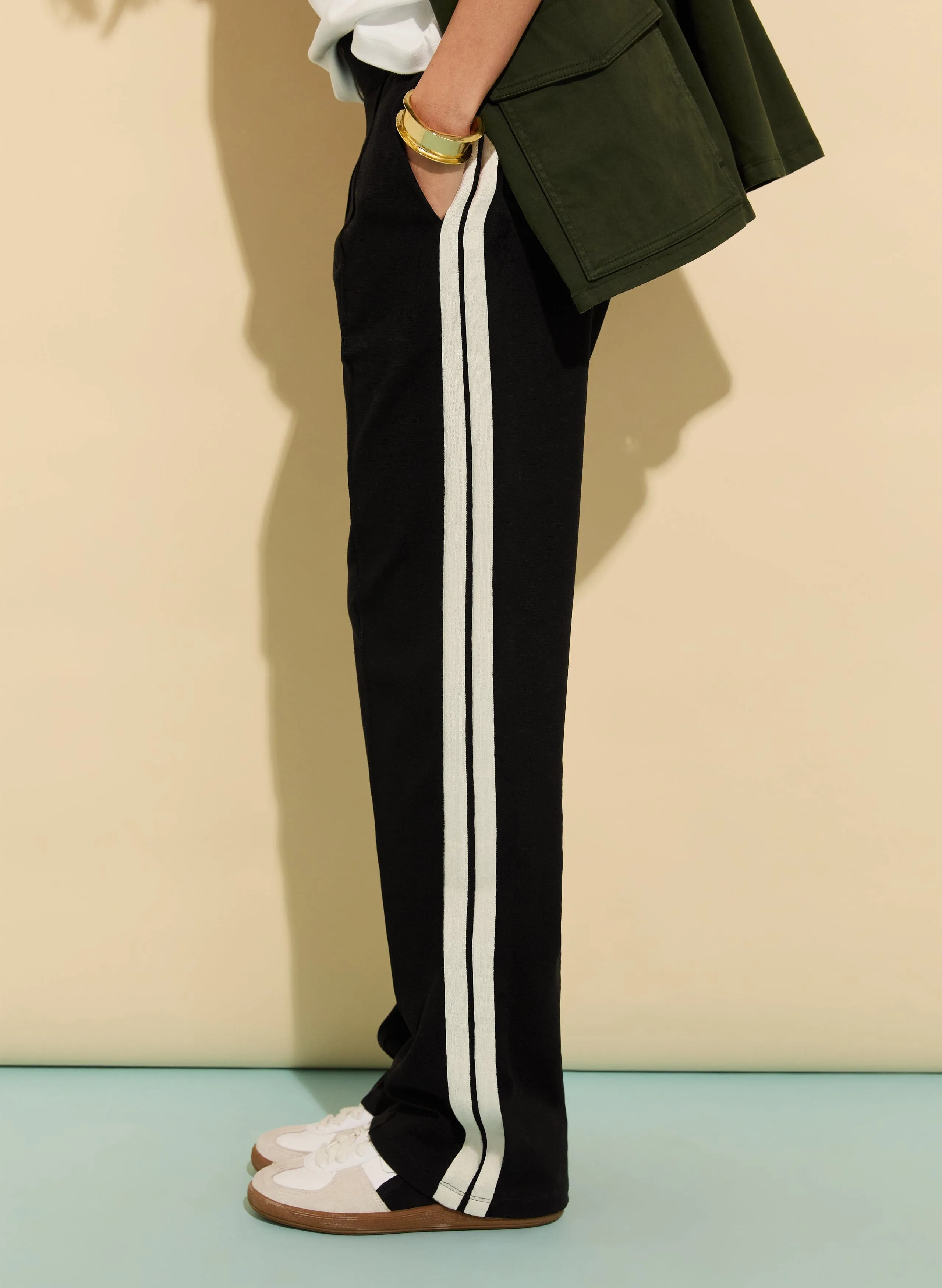Petite Tippi?2.0 LENZING? ECOVERO? Side Stripe Trousers | Black & Cream