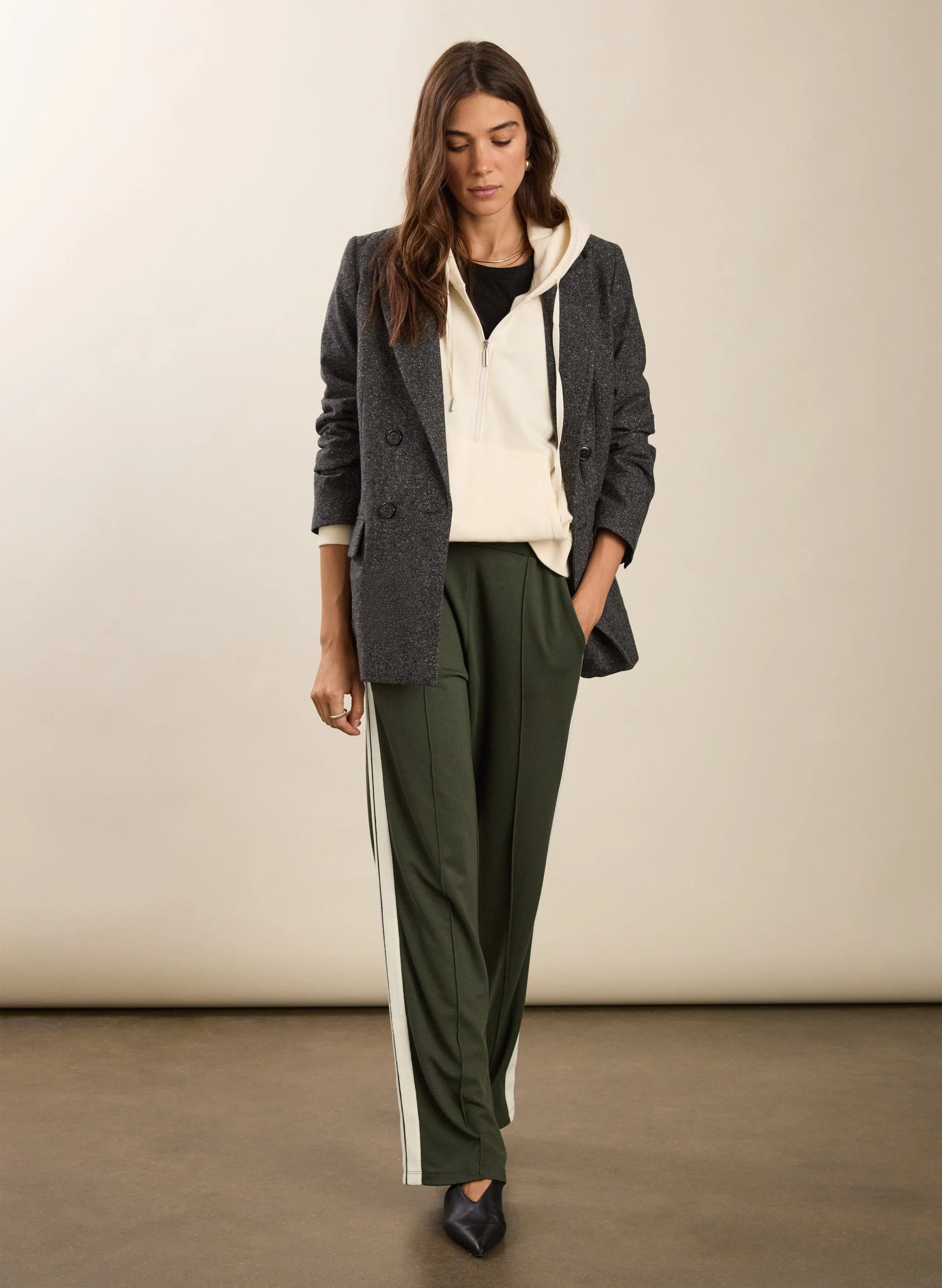 Petite Tippi?2.0 LENZING? ECOVERO? Side Stripe Trousers | Khaki & Cream