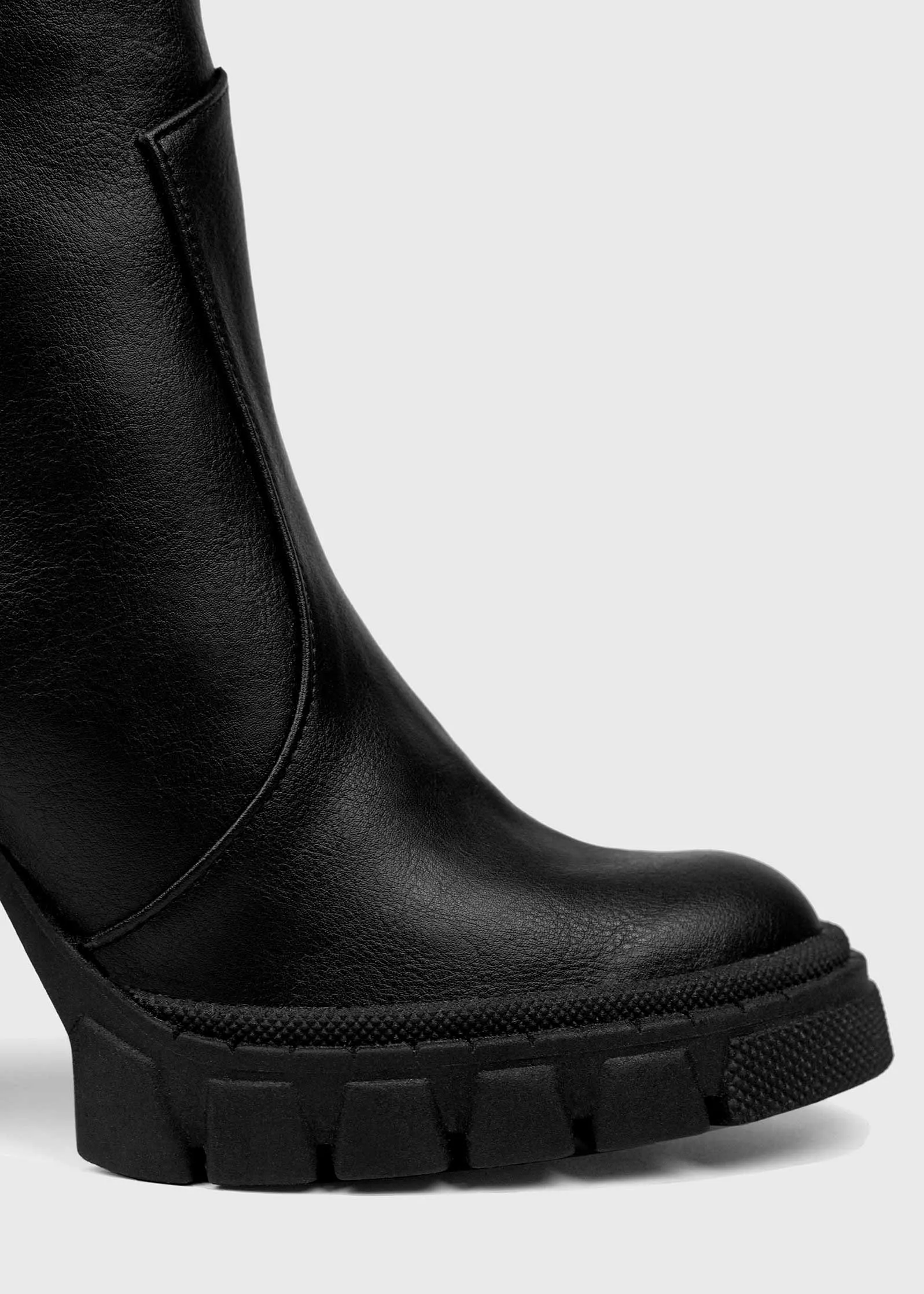 Ritual Women's Grape Leather Ankle Boots | Black