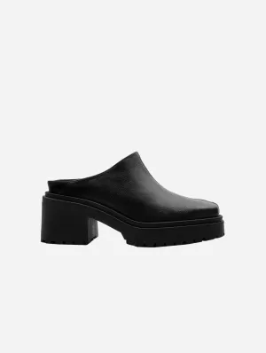 Squared Women's Vegea Grape Leather Mules | Black