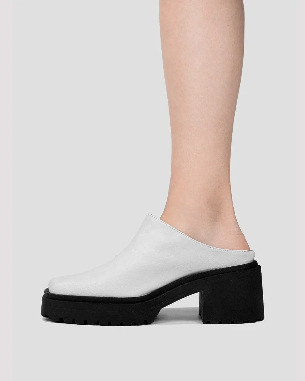 Squared Women's Vegea Grape Leather Mules | White
