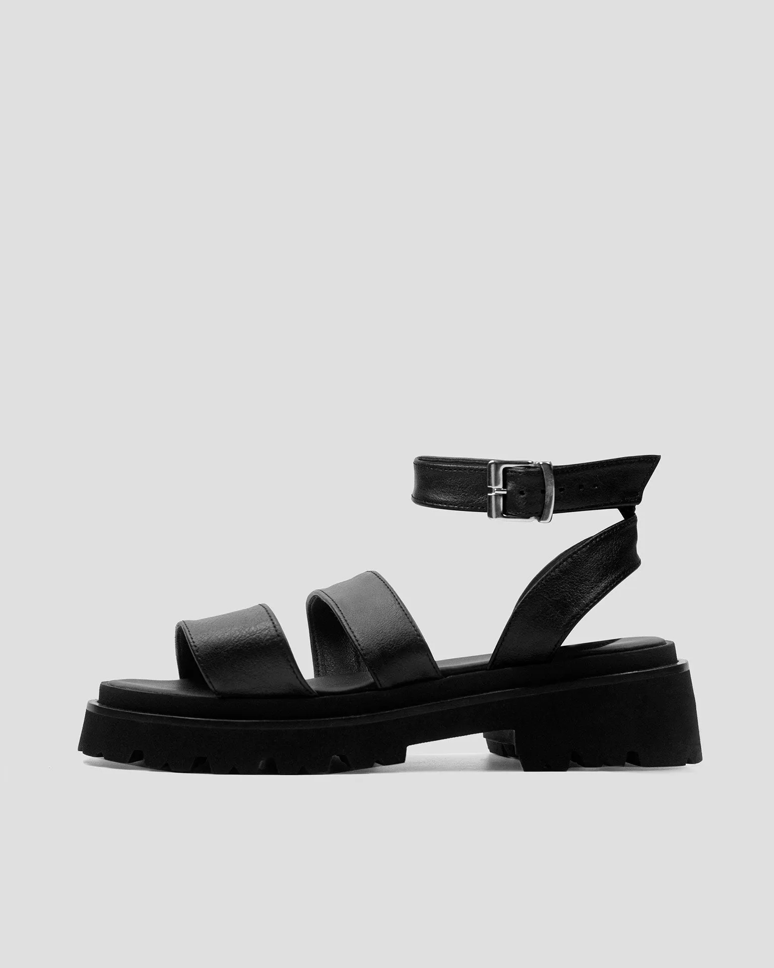 Strappy Women's Desserto? Cactus Leather Sandals | Black