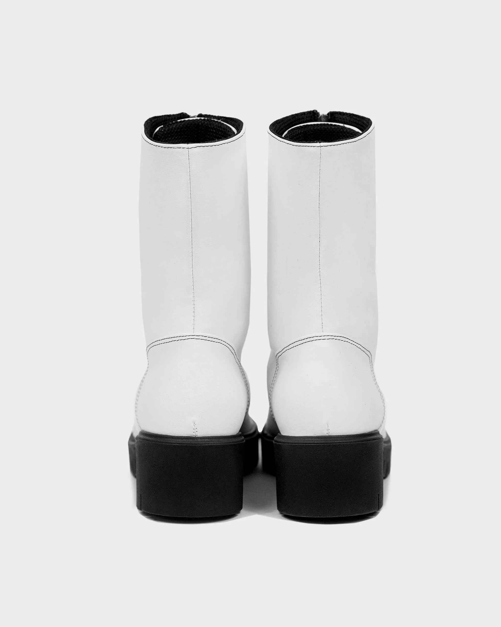 Women's Cyber Desserto? Cactus Leather Vegan Ankle Boots | White