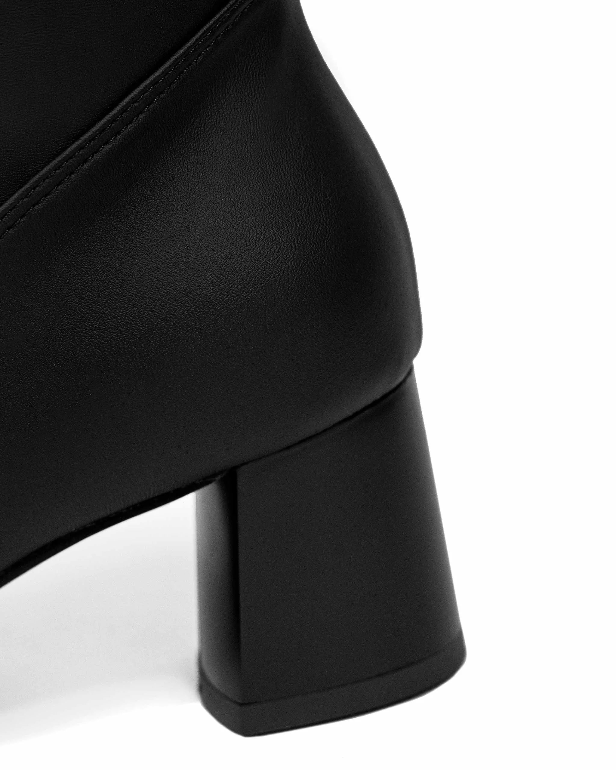 Women's Desserto? Cactus Leather Vegan Ankle Boots | Black