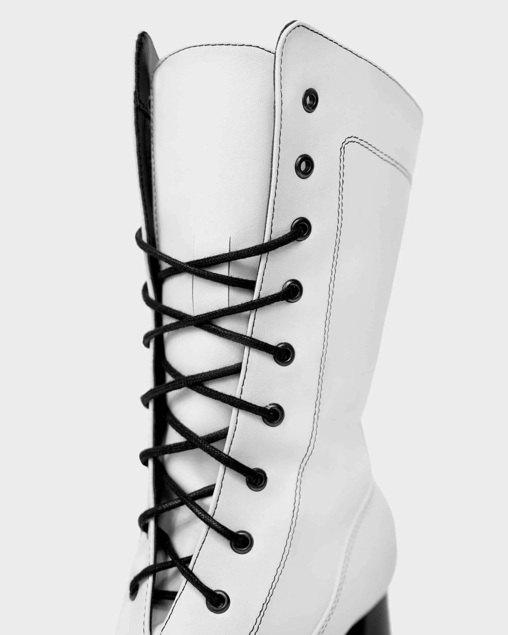 Women's Desserto? Cactus Leather Vegan Ankle Boots | White