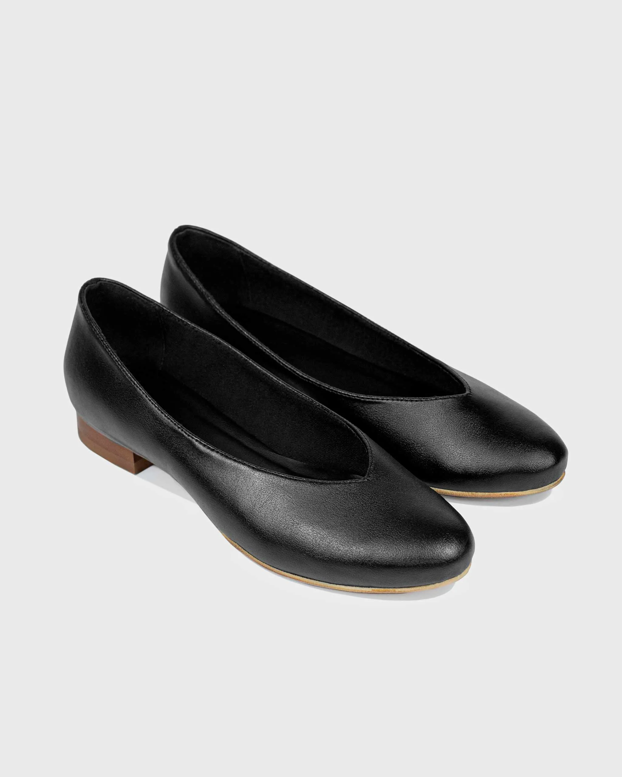 Women's Desserto? Cactus Leather Vegan Ballerina Pumps | Black