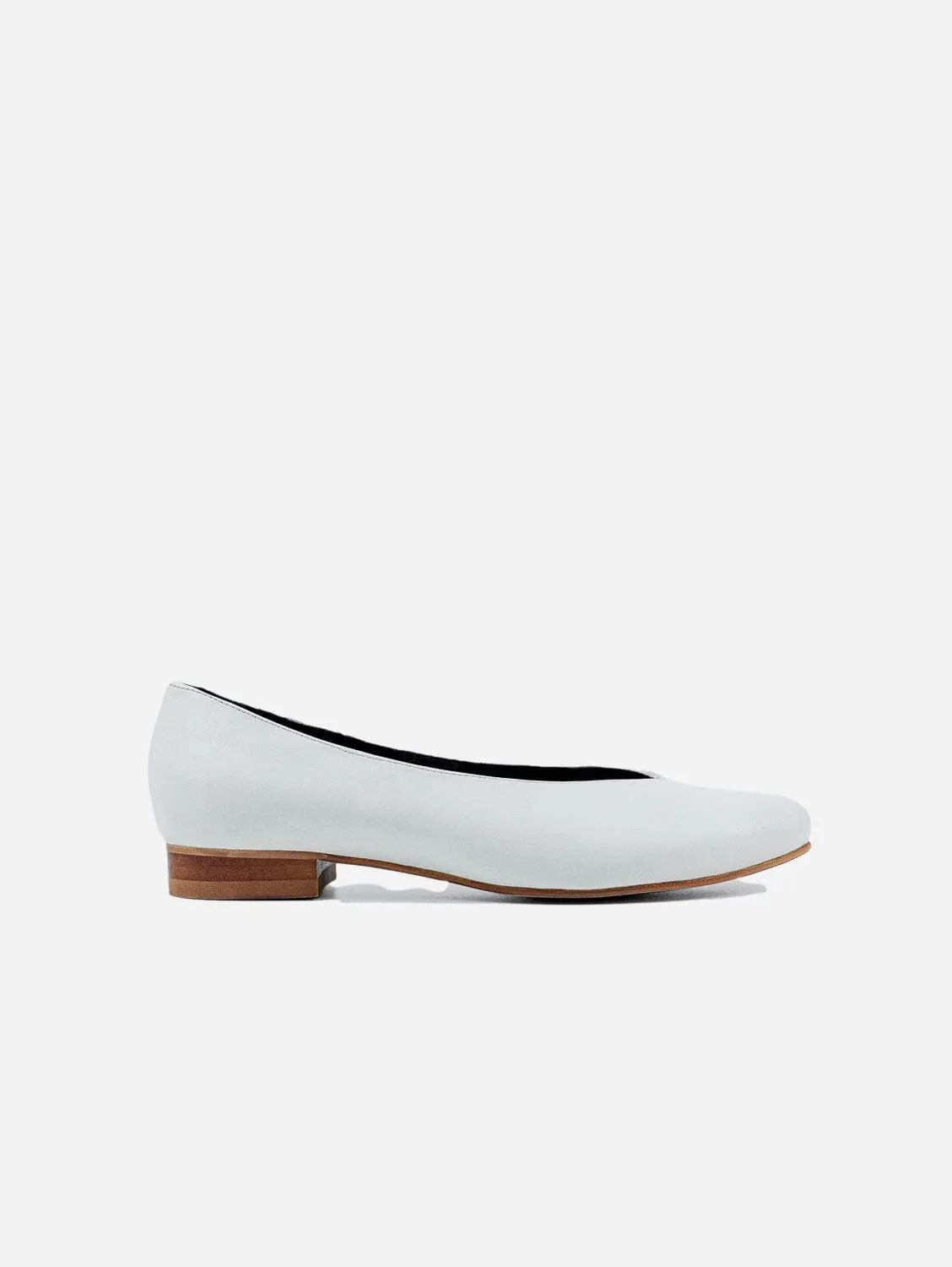 Women's Desserto? Cactus Leather Vegan Ballerina Pumps | White