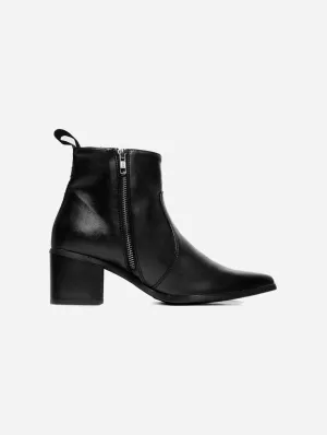 Women's Swan No.1 Desserto? Cactus Leather Vegan Ankle Boots | Black