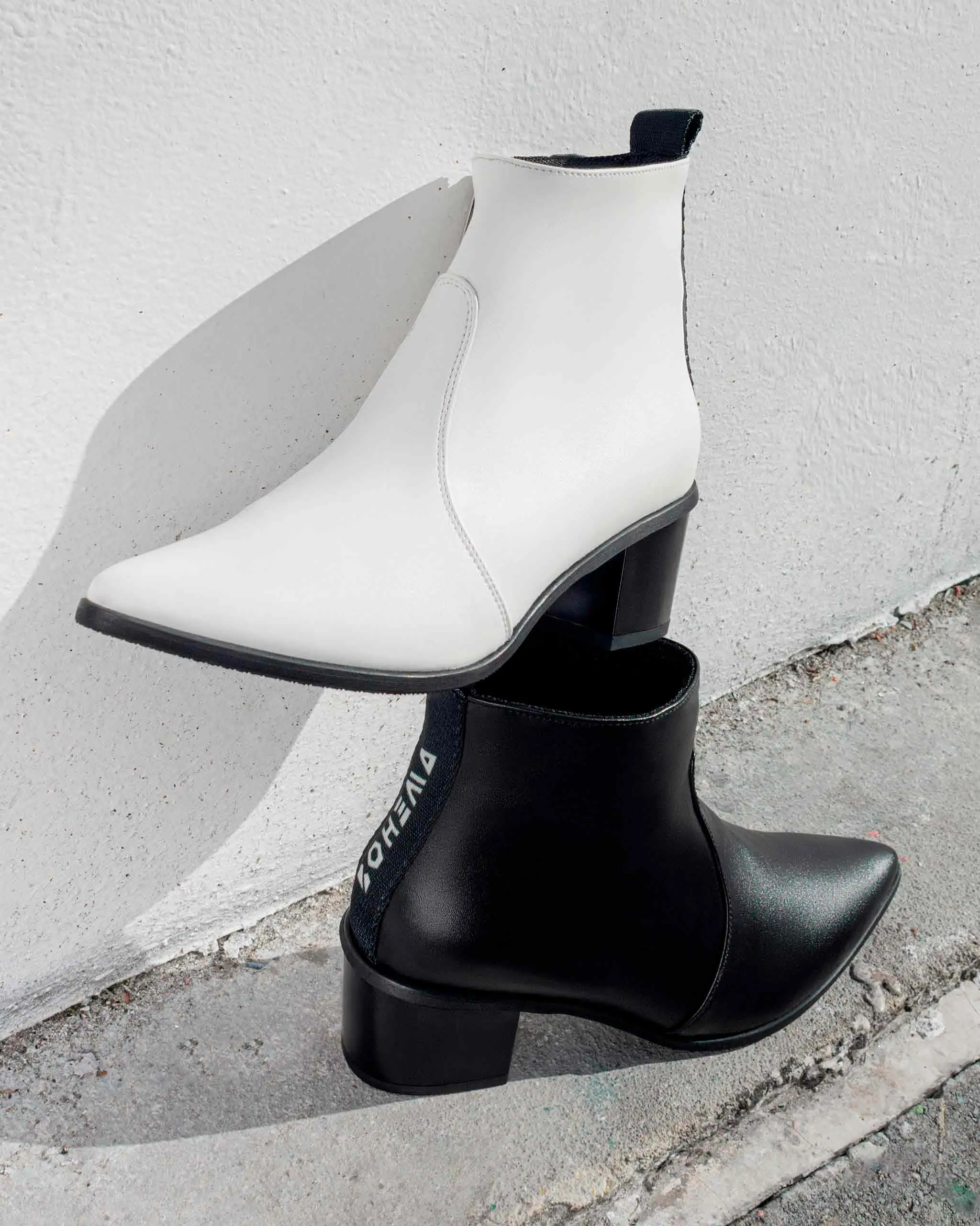 Women's Swan No.1 Desserto? Cactus Leather Vegan Ankle Boots | White
